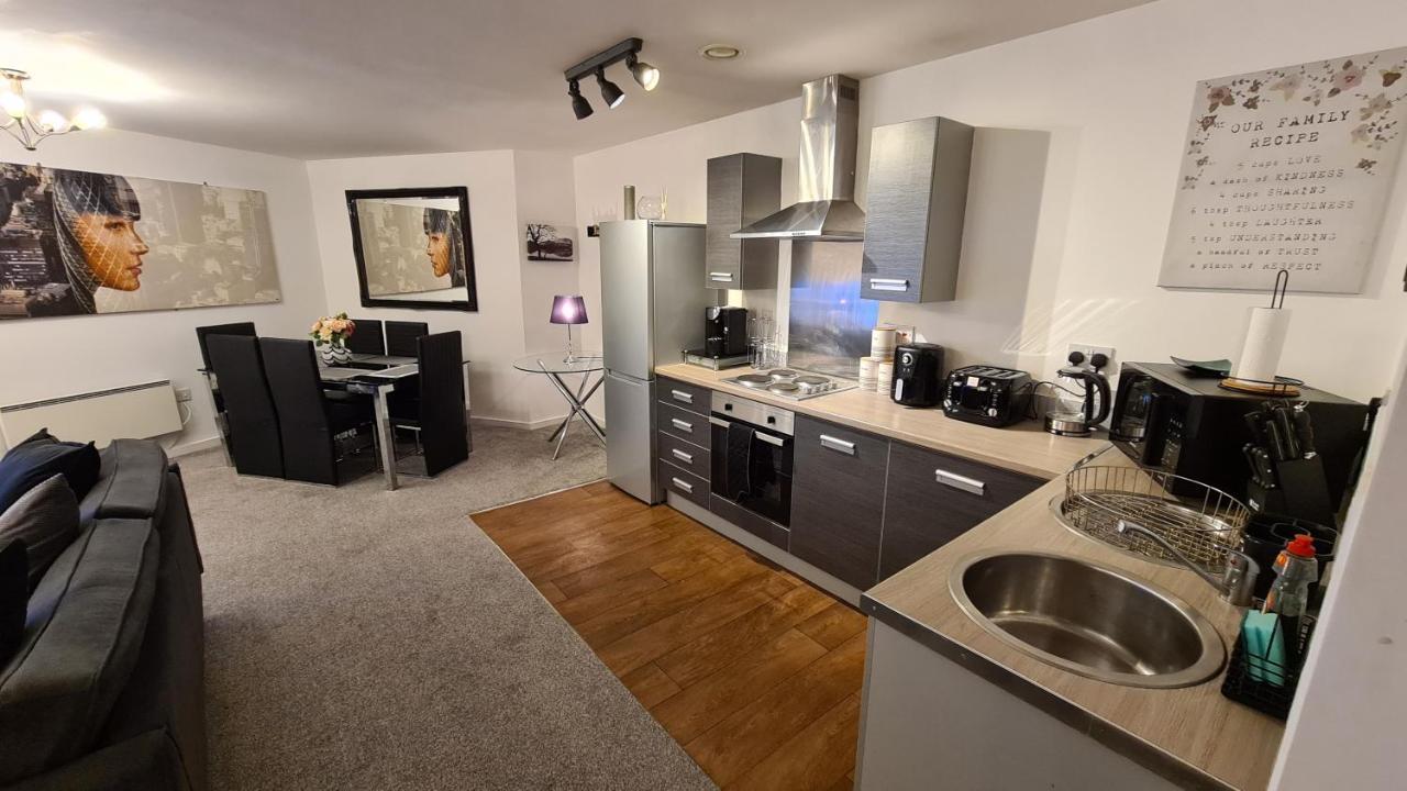 Luxury 2 Bed Apt With Free Wi-Fi & Parking Manchester Exteriér fotografie